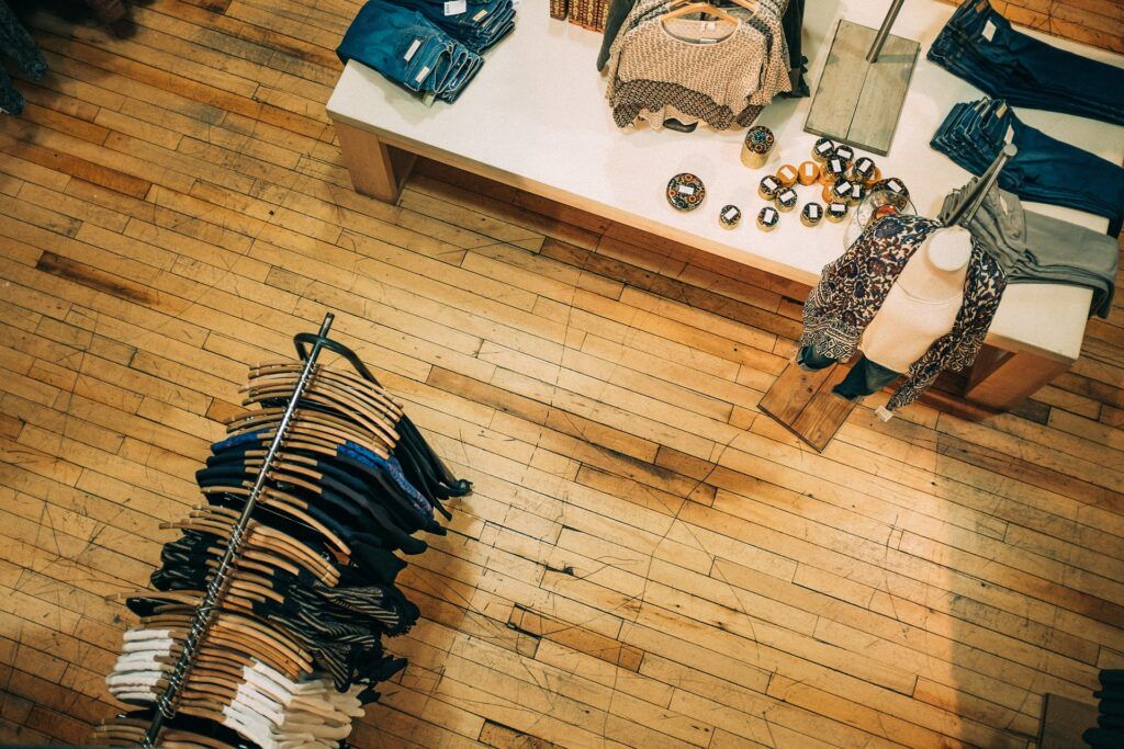 Store fixtures and fittings for fashion brands